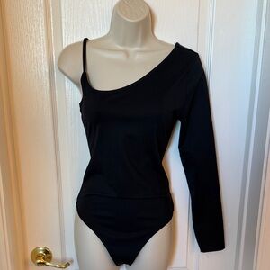 Abercrombie & Fitch Black One-Shoulder Bodysuit
